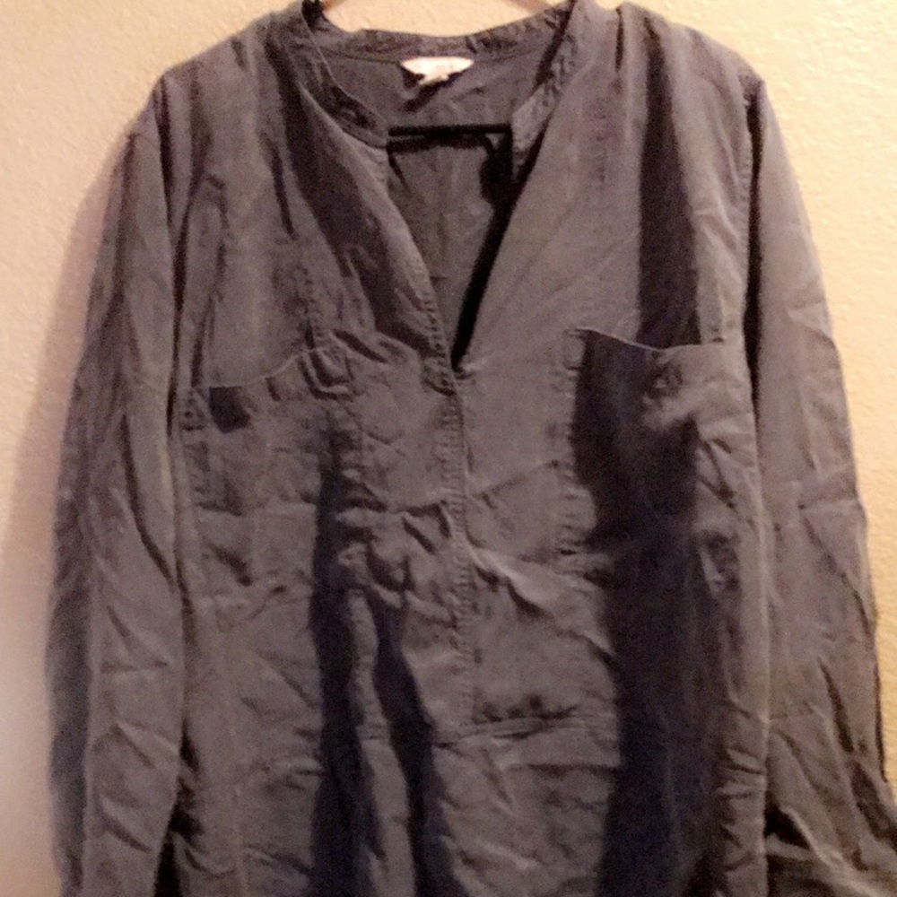 Gap Long Sleeve Shirt